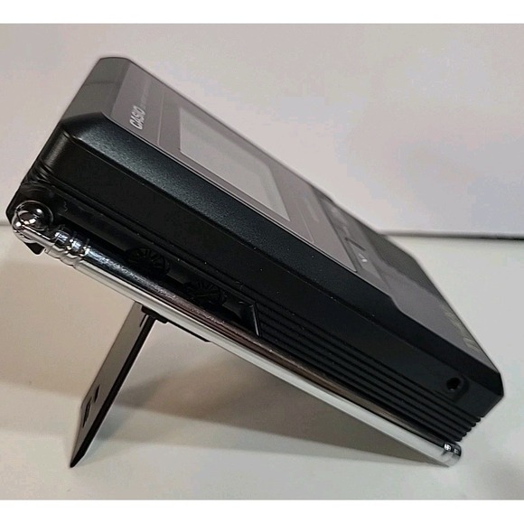 Vintage Casio TV-400 UHF VHF Pocket Color Television Japan - Picture 8 of 16